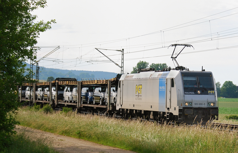 185 690-5, PCT, Railpool, aufgenommen am 20.06.12, bei Treuchtlingen.