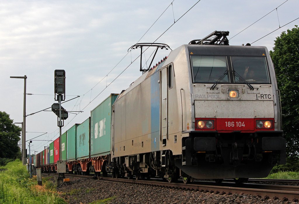 186 104 in Br�hl am 27.05.2012, Gru� an Ronny !!