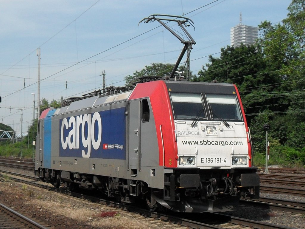 186 181-4 am 05.06.10. in K�ln West.