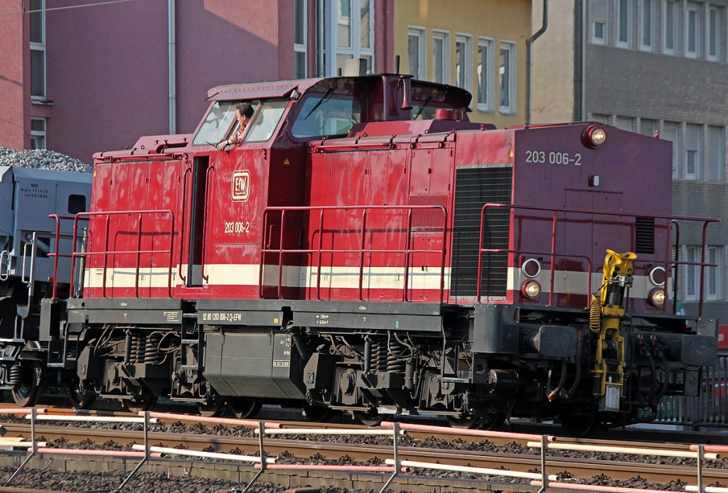 203 006-2 der EfW bei Bauarbbeiten in K�ln Hbf am 22.04.2011 