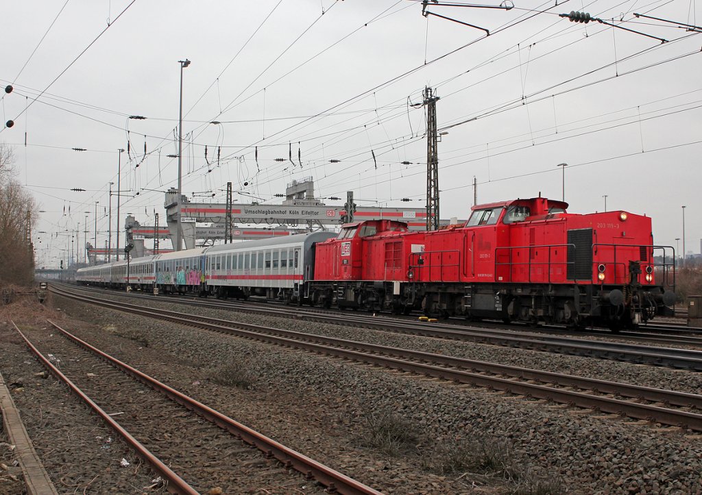 203 119 + 204 358 bei K�ln-Eifeltor am 05.04.2013