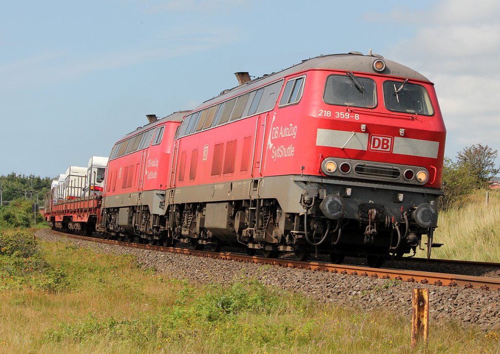 218 359-8 mit 218 xxx-x bei Morsum am 06.08.2011