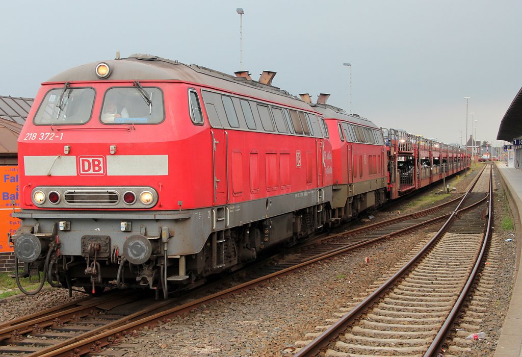 218 372-1 mit 218 xxx-x in Westerland am 06.08.2011