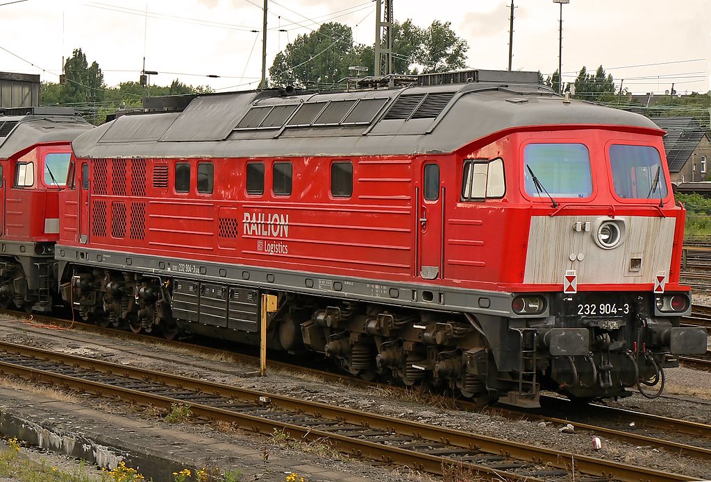 232 904-3 in Oberhausen im Sommer 2009