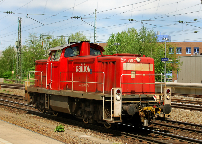 294 768-7, aufgenommen am 11.05.12, am Heimeranplatz.