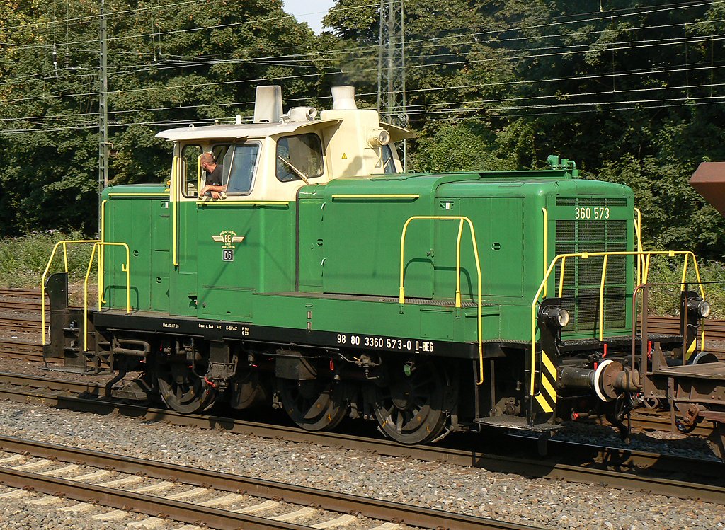 360 573-0 der Brohltalbahn in K�ln West, Sommer 2009