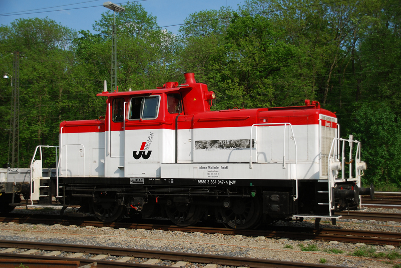 364 847-4, Johanna 01, der Johann Waltheim Gmbh, aufgenommen am 02.06.10, bei einem kurzen Signalstopp in Neuoffingen.