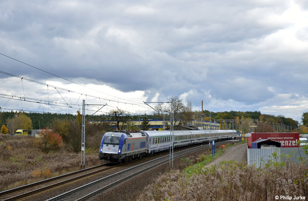 370 005-3 als EC 44 nach Berlin am 28.10.2012 in Slubice.