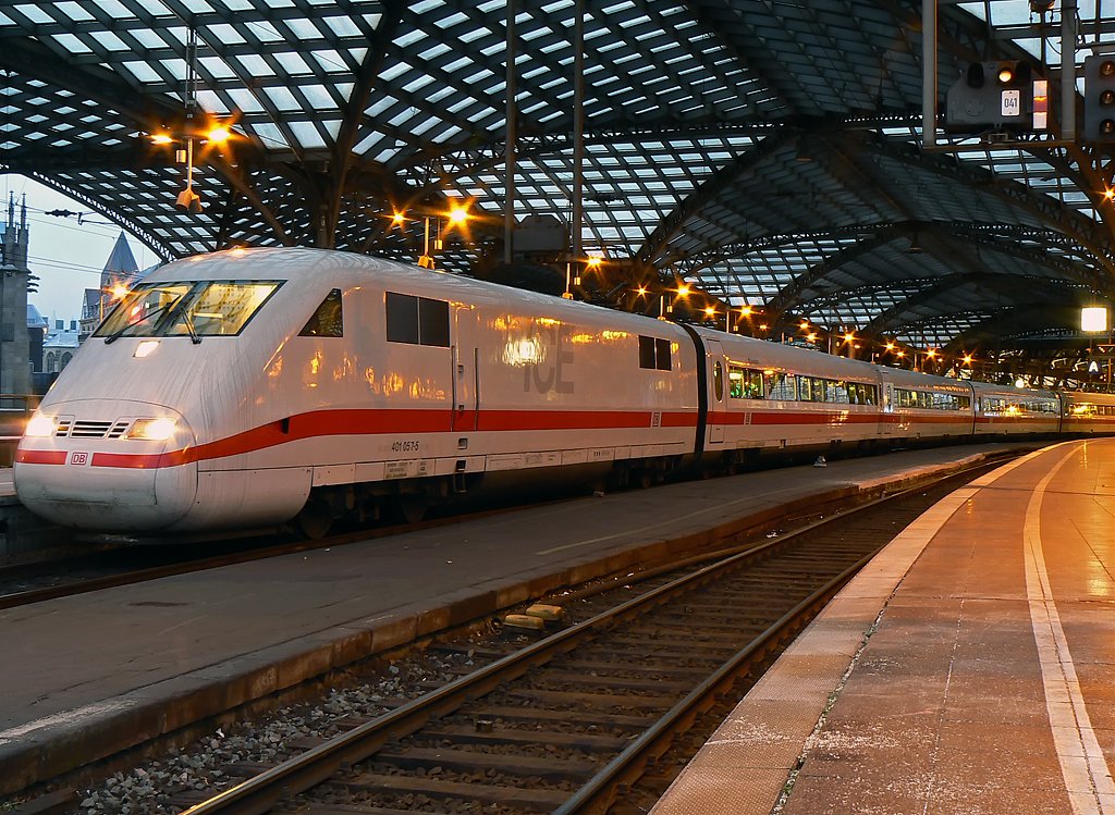 401 057-5 in K�ln Hbf am 18.12.09