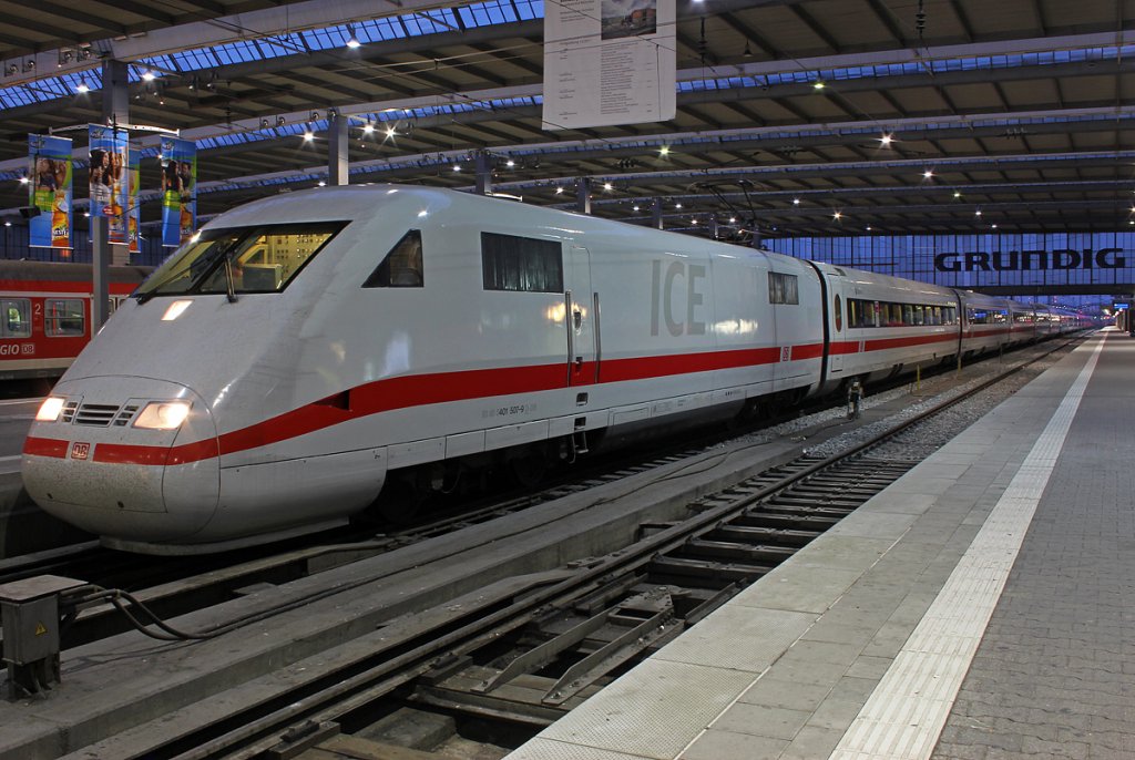 401 507-9 in M�nchen Hbf am 30.07.2011