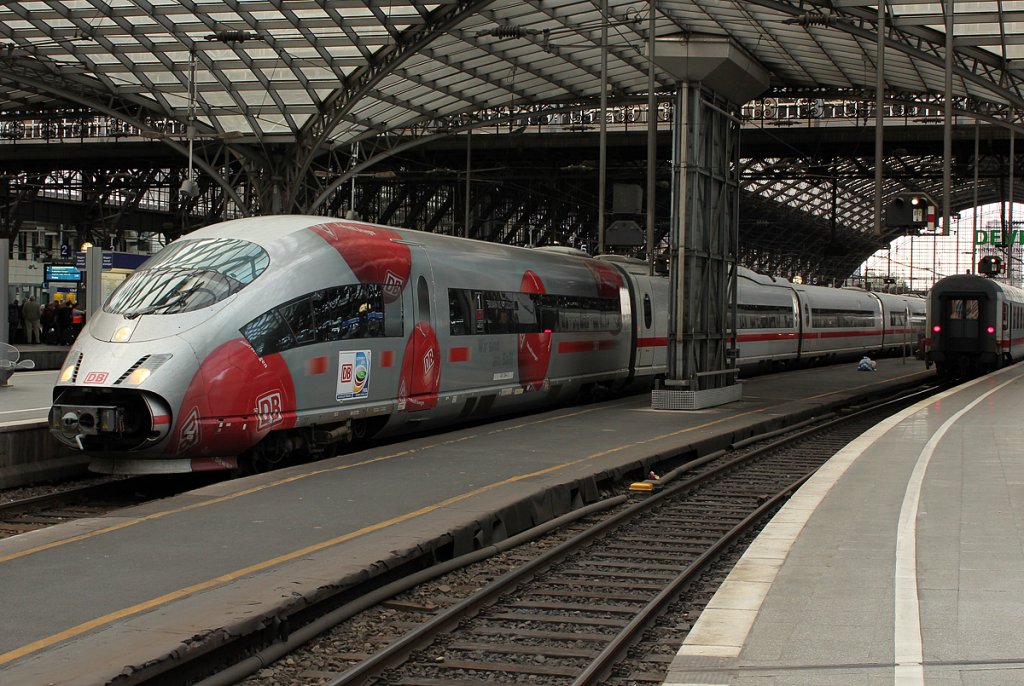 403 054 in K�ln Hbf am 18.09.2011