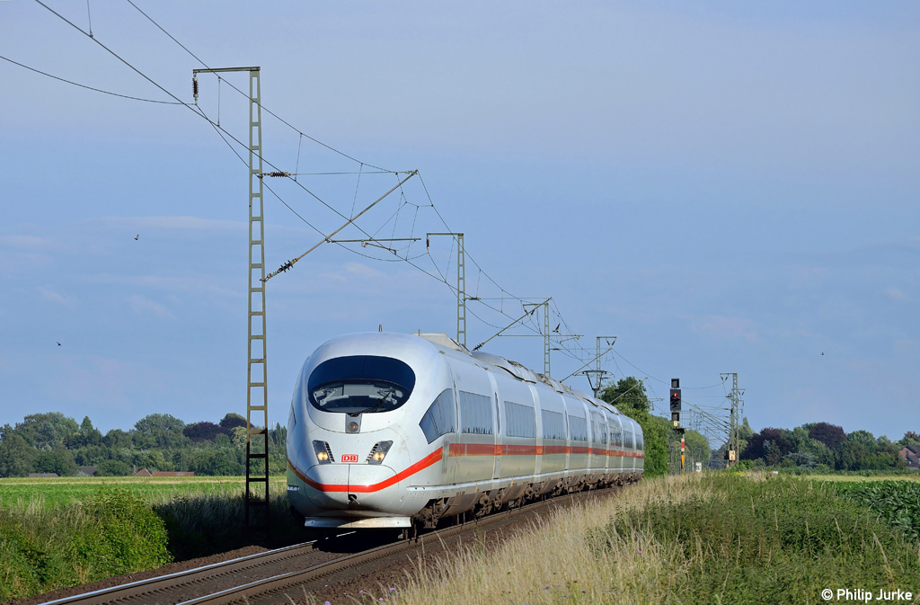406 011-6  D�sseldorf  mit dem ICE 122 nach Utrecht Centraal am 01.07.2012 in Breyell.