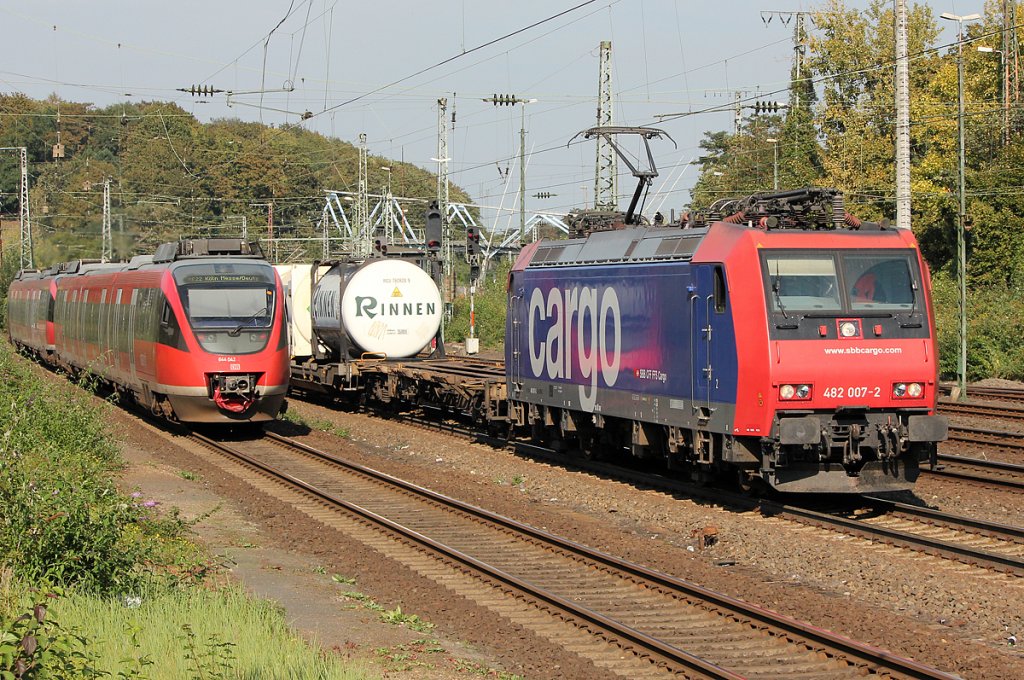 482 007-2 der SBB Cargo in K�ln West am 24.09.2011