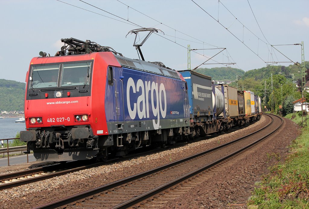 482 027-0 in Dattenberg/Wallen am 30.04.2011