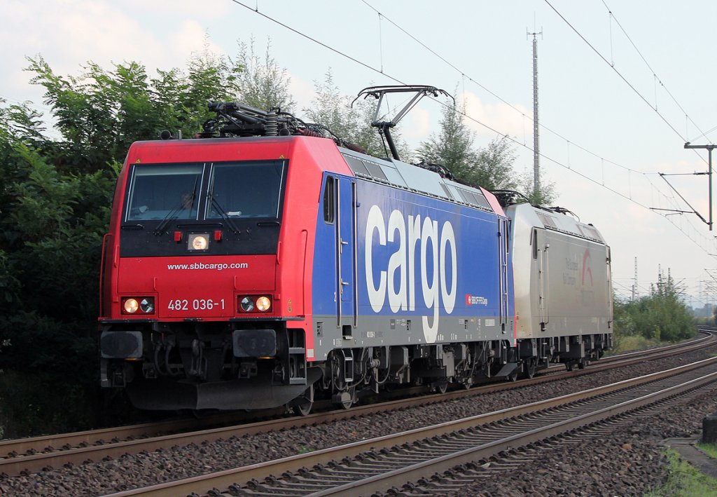 482 036-1 mit TX 185 537 in Porz Wahn am 15.09.2011