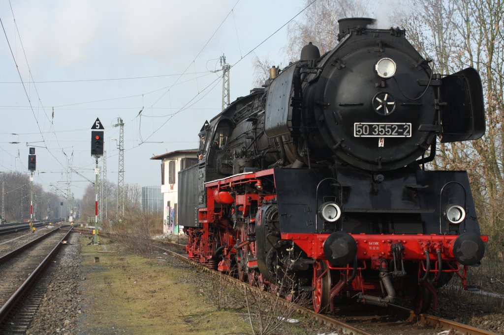 50 3552 in Baal kurz vor der Abfahrt ins Hessiche Hanau