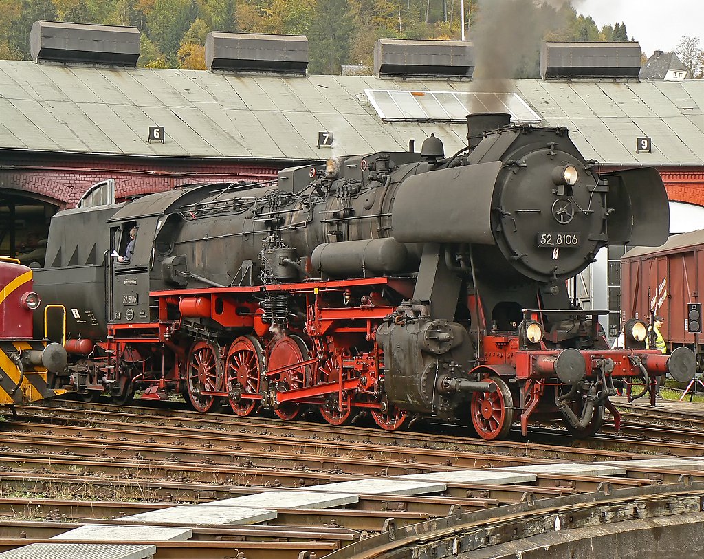 52 8106 im S�dwestf. Eisenbahnmuseum Siegen im Okt.09