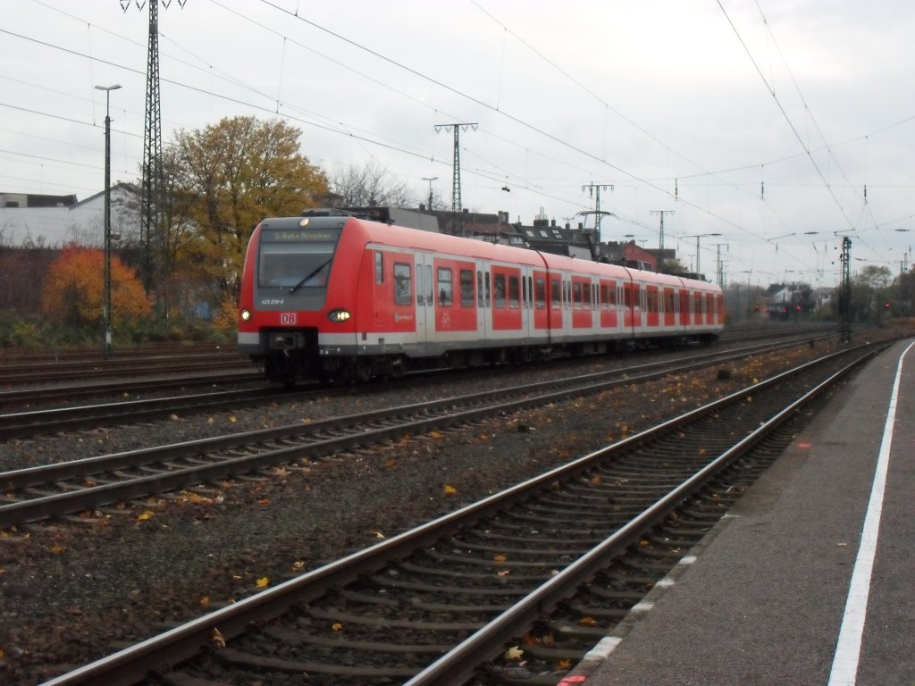 DB 423 278  S-Bahn M�nchen  in K�ln West am 6.11.10