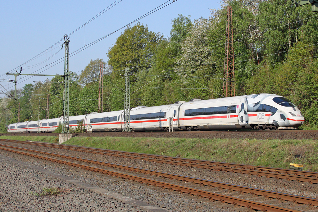 Der 403 012 in Wuppertal Vohwinkel am 20,04,11