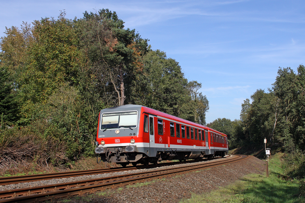 Der 628 534 als RB 47 Richtung Solingen in Wuppertal Ronsdorf am 29,09,11