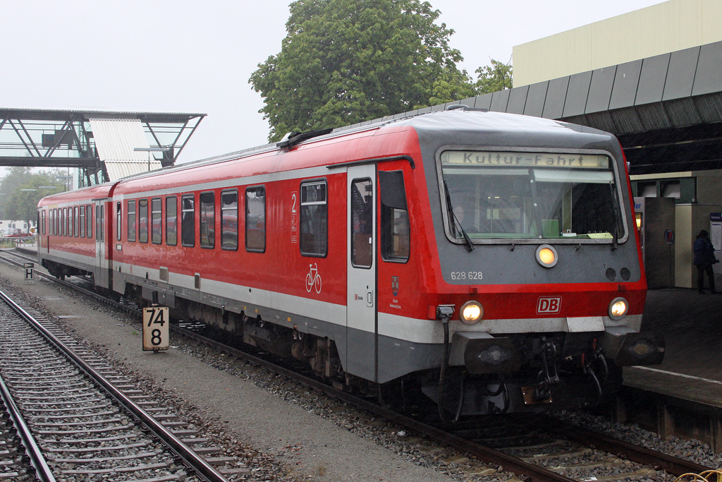 Der 628 628 auf Kultur-Fahrt in M�hldorf am 06,08,10