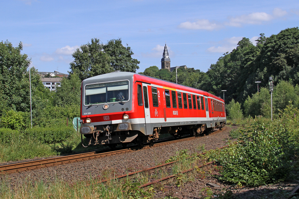 Der 928 508 in Wuppertal Rauenthal am 12,08,12
