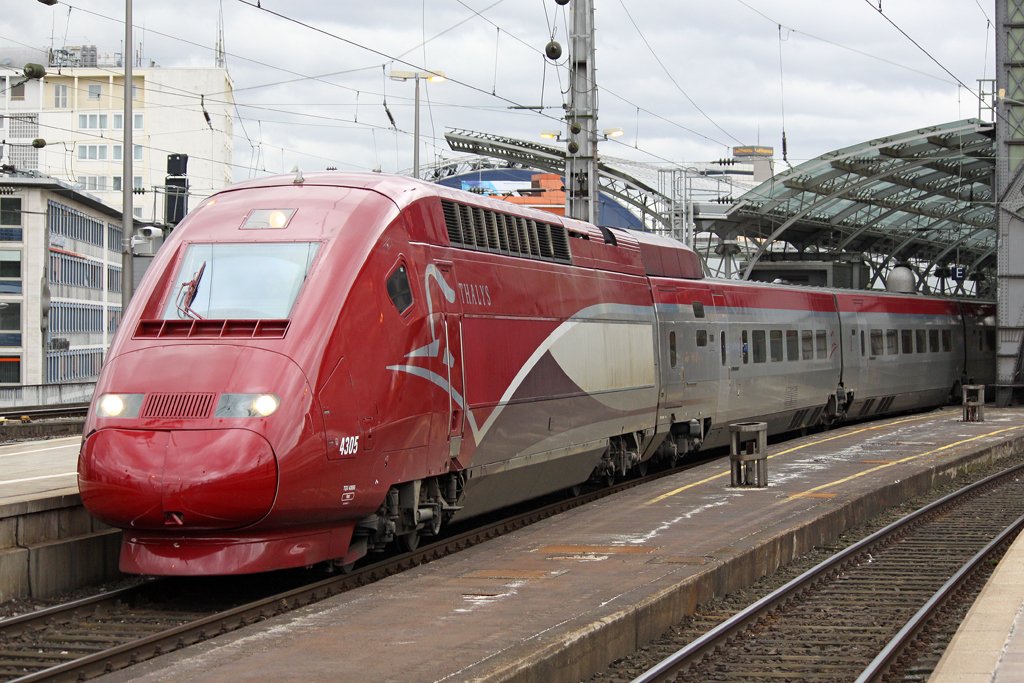 Der Thalys 4305 in K�ln Hbf am 28,02,10
