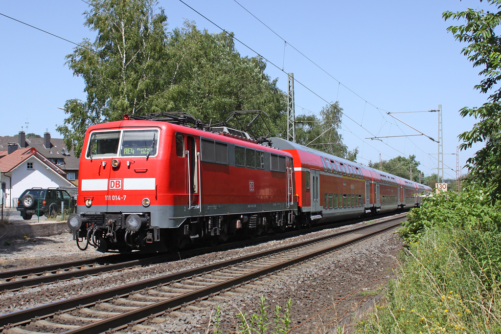 Die 111 014-7 in Ennepetal am 16,07,10