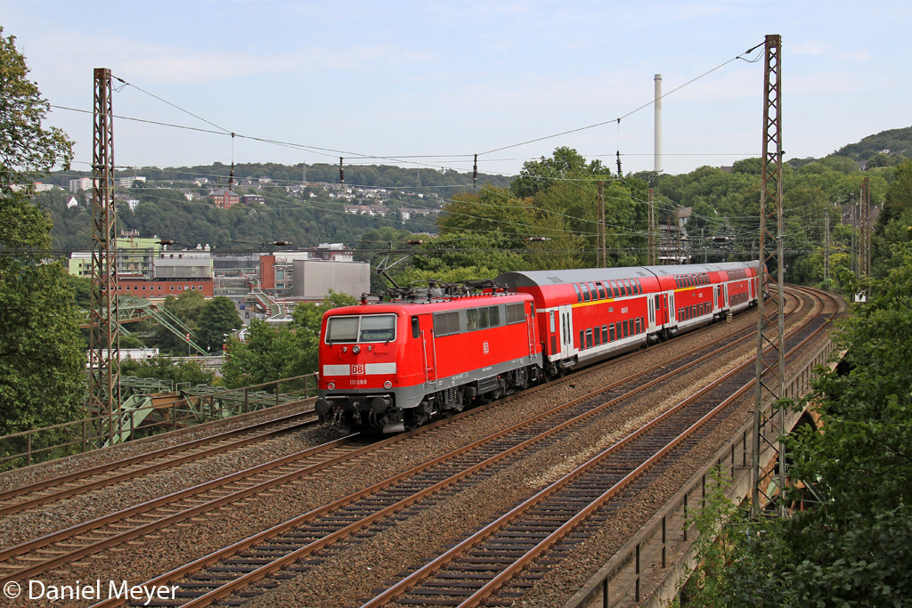 Die 111 080 in Wuppertal Sonnborn am 10,09,12