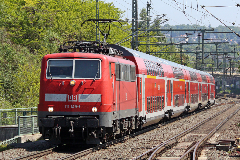 Die 111 149-1 in Wuppertal Vohwinkel am 23,05,10