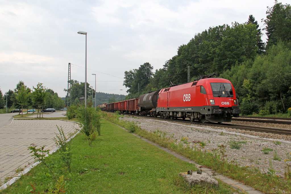 Die 1116 164 in A�ling (Oberbay) am 04,08,12