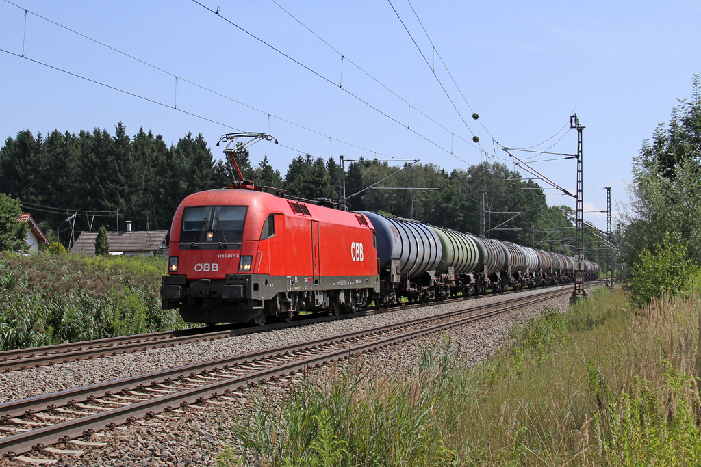 Die 1116 257-5 in Gro�karolinenfeld am 02,08,12