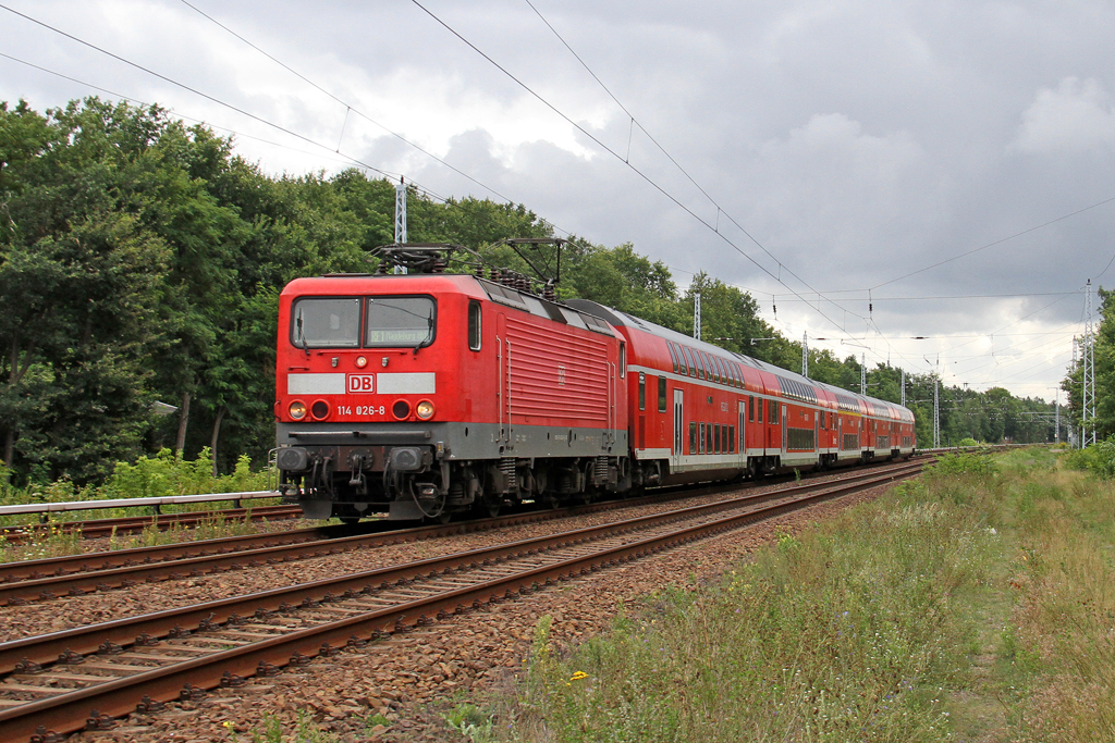 Die 114 026-8 in Berlin Friedrichshagen am 10,08,12