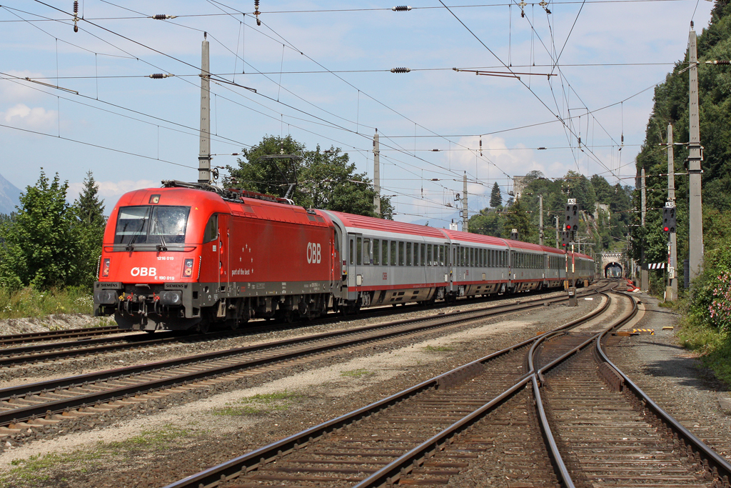 Die 1216 019 in Brixlegg am 31,07,11