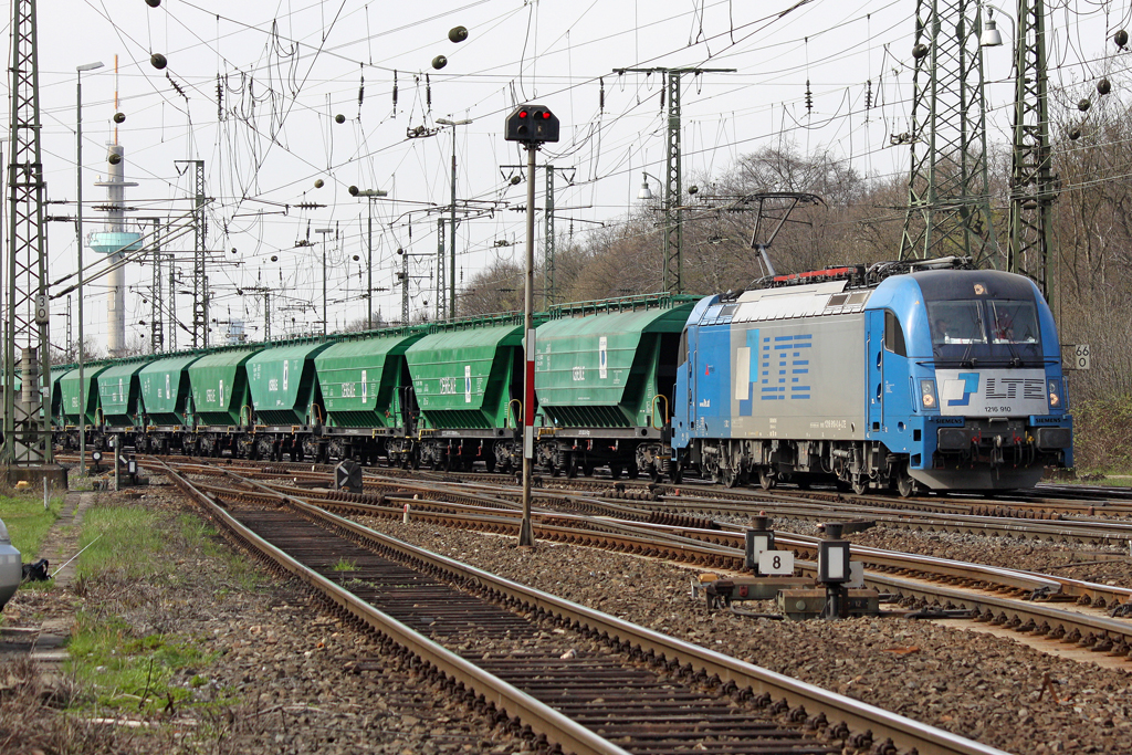 Die 1216 910 der LTE in Gremberg am 07,04,10