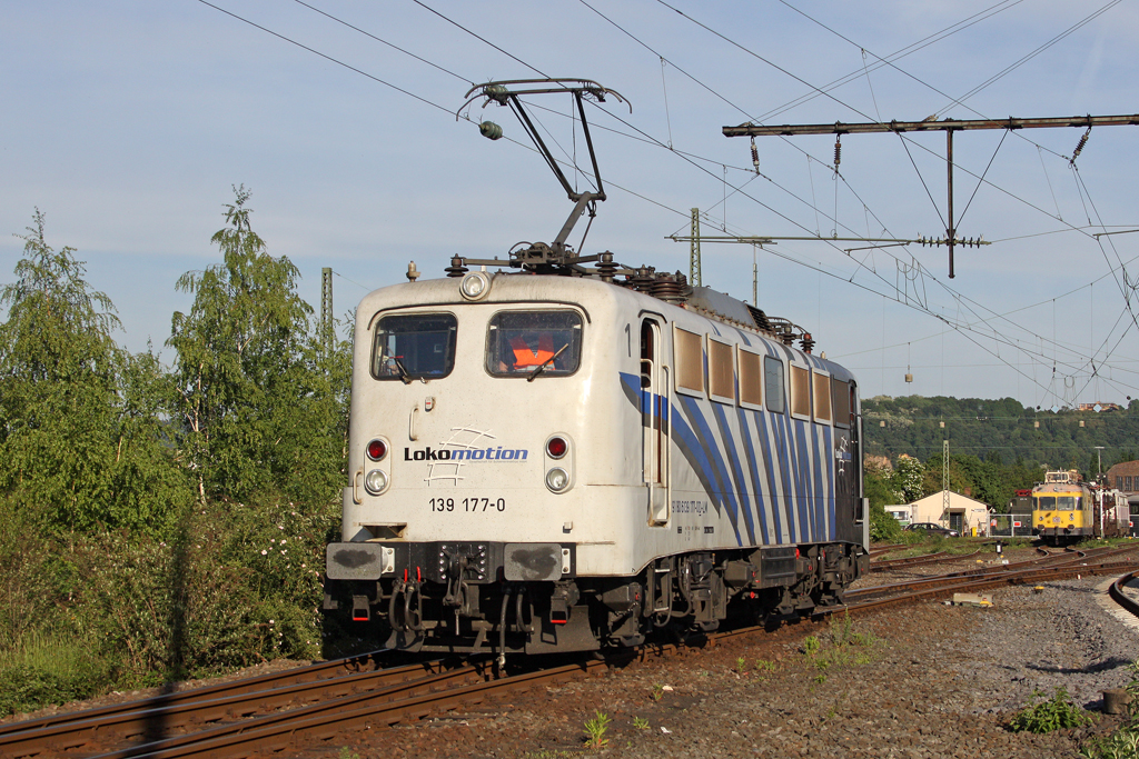 Die 139 177-0 von Lokomotion die die E71 19 gebracht hat in Koblenz L�tzel am 09,05,11