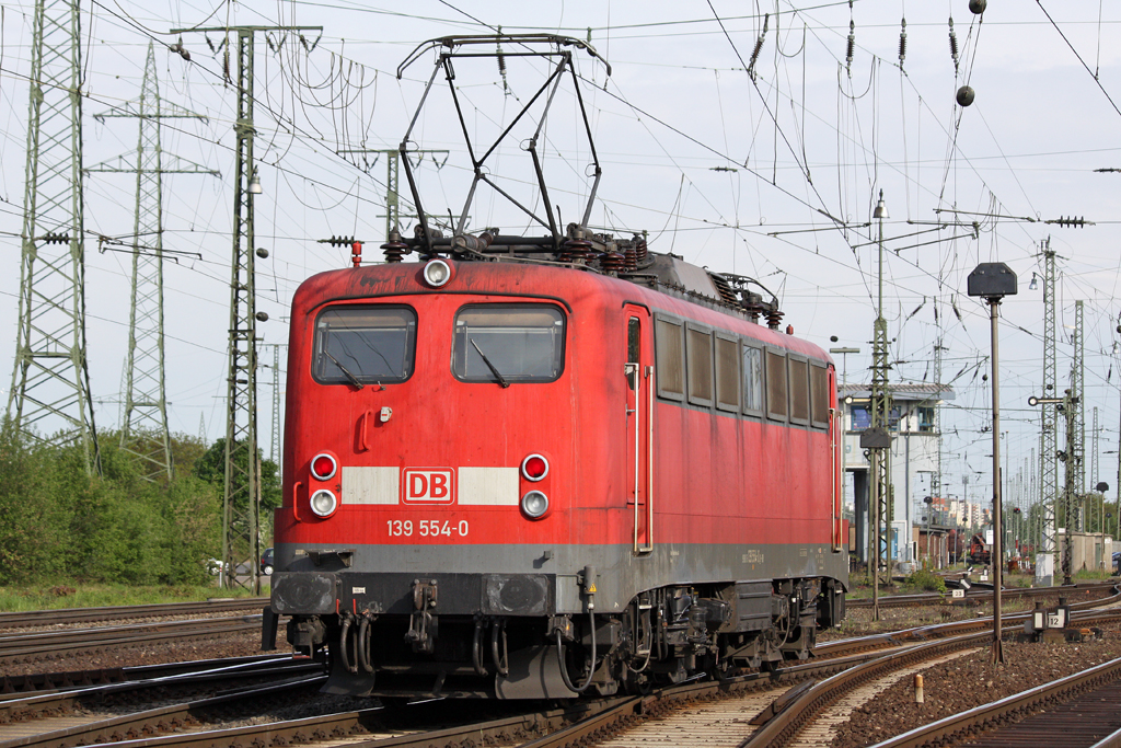 Die 139 554-0 in Gremberg am 05,05,10