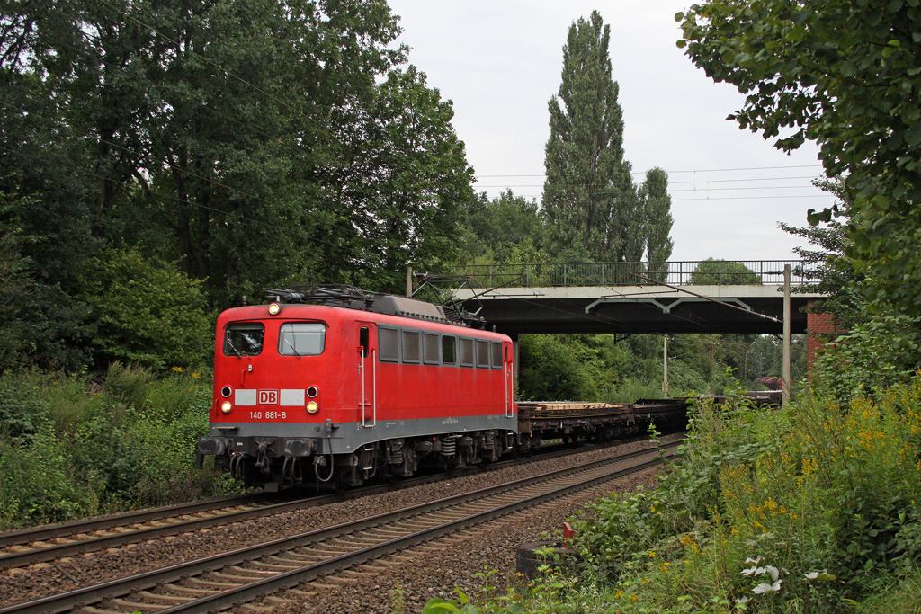 Die 140 681-8 in Hannover Limmer am 16,08,11
