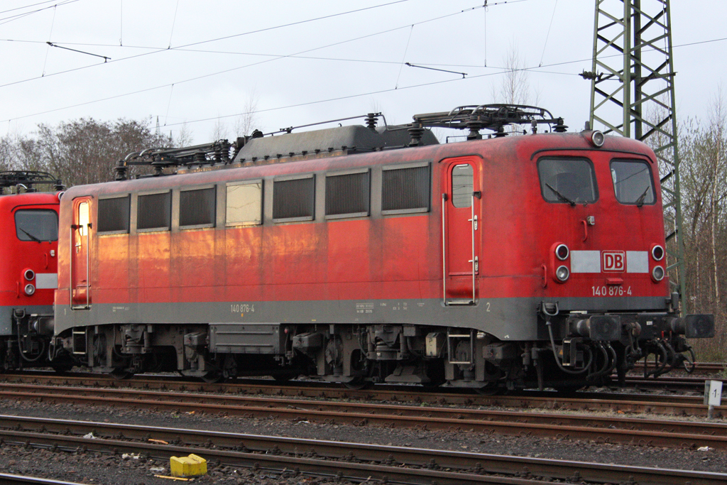 Die 140 876-4 in Koblenz-L�tzel am 04,04,10