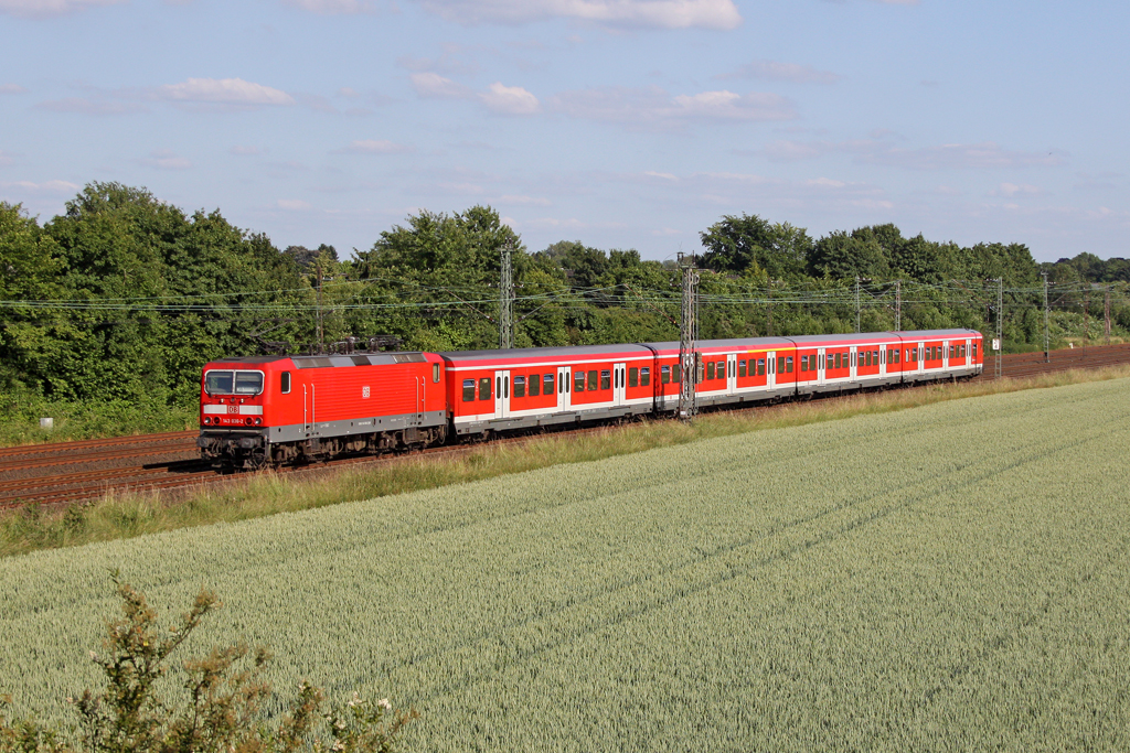 Die 143 036-2 in Langenfeld(Rhld)am 17,06,12