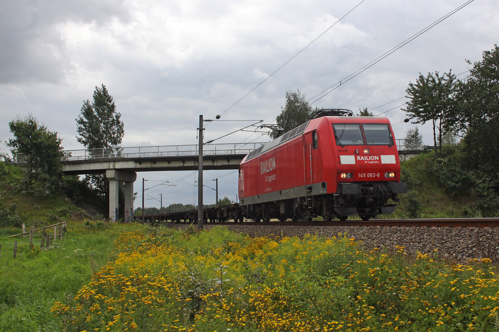 Die 145 062-6 in Ramelsloh am 10,08,11