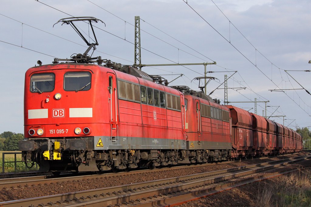 Die 151 095-7 in Ashausen, am 06,09,09
