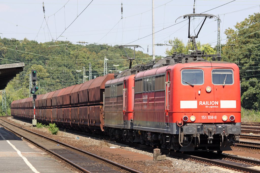 Die 151 108-8 in K�ln West am 04,08,09