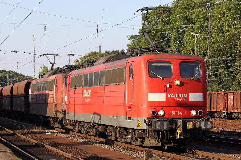 Die 151 164-1 in K�ln West am 04,08,09