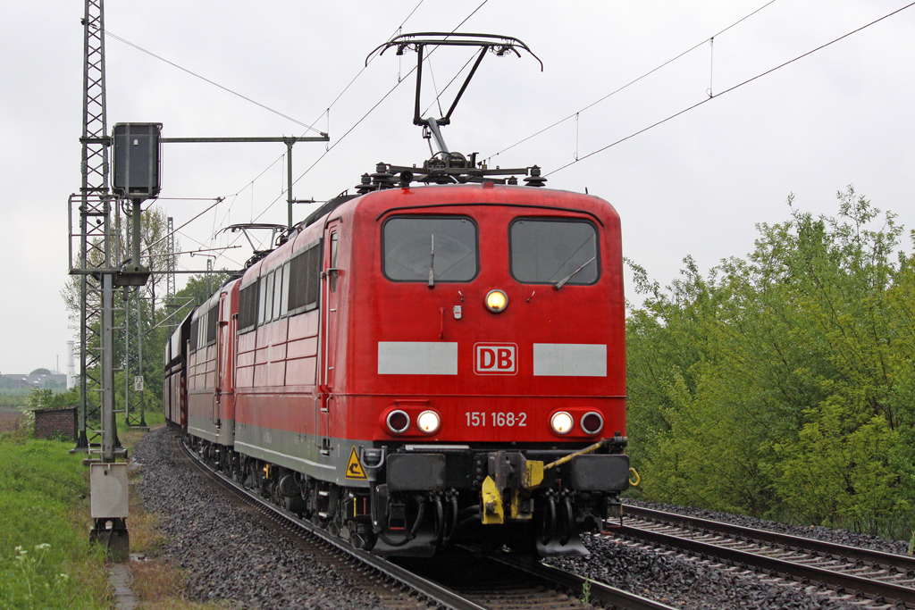 Die 151 168-2 in Porz Wahn am 06,05,10