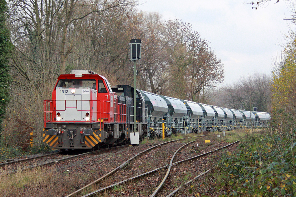 Die 1512 und die MRCE 500 1730 der Europorte in W�lfrath Flandersbach am 18,11,10