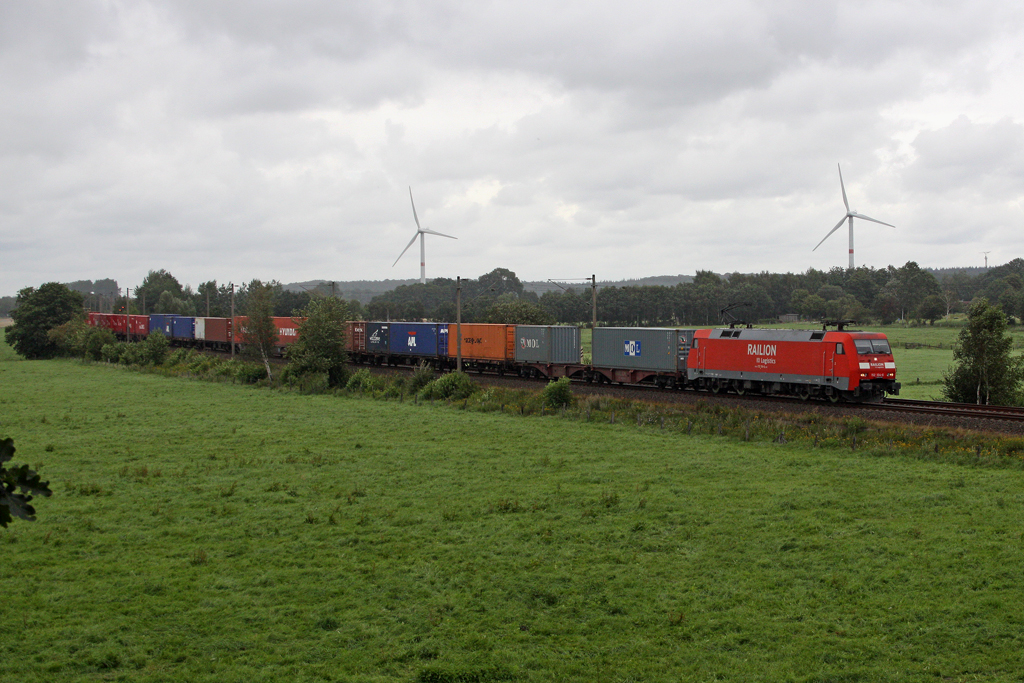 Die 152 104-6 in Ramelsloh am 10,08,11