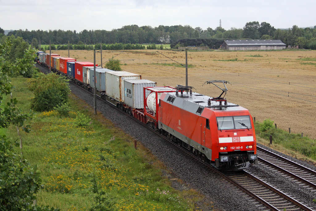 Die 152 140-0 in Ramelsloh am 10,08,11