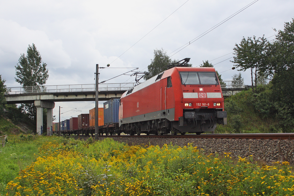 Die 152 161-6 in Ramelsloh am 10,08,11