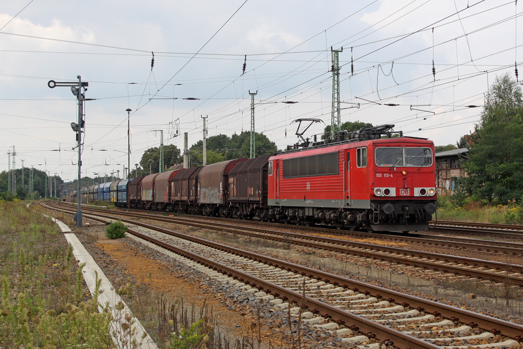 Die 155 113-4 in Calau (Niederl) am 17,08,11